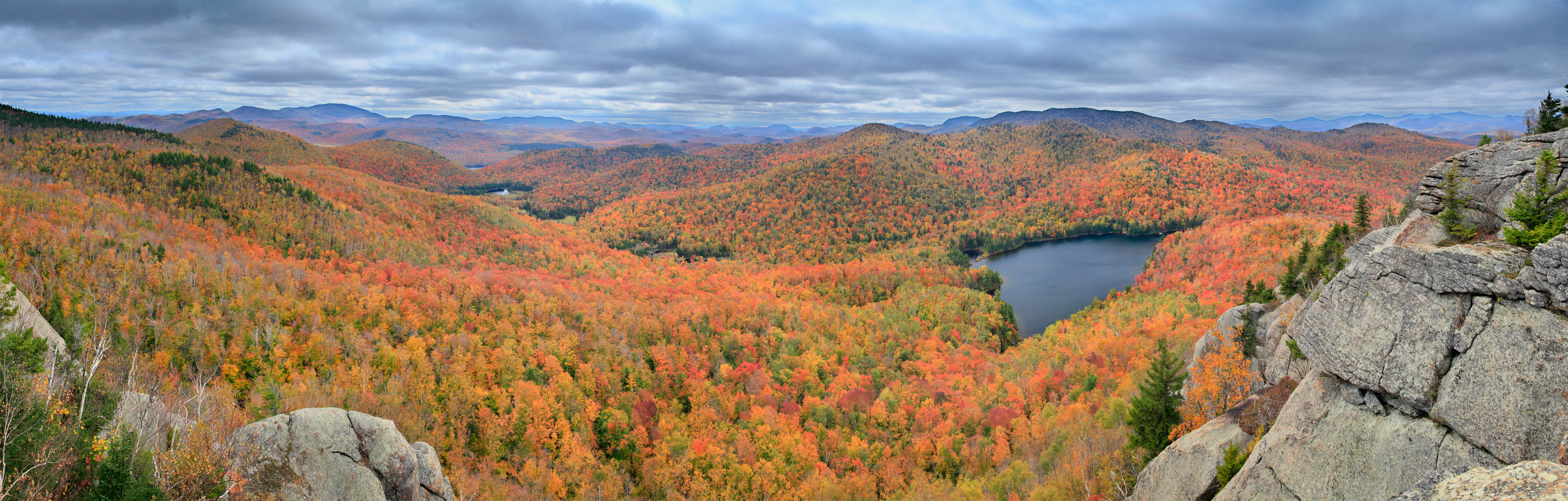 Upstate New York: Adirondack mountains(2048x771) • /r