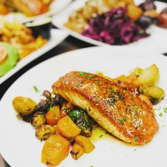 Irises Cafe & Wine Bar