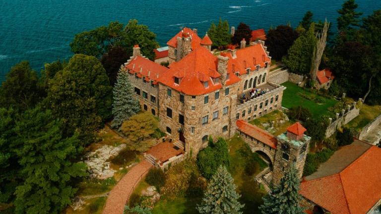 Singer Castle