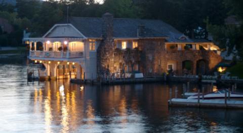 Boathouse Bed & Breakfast Boathouse Bed & Breakfast